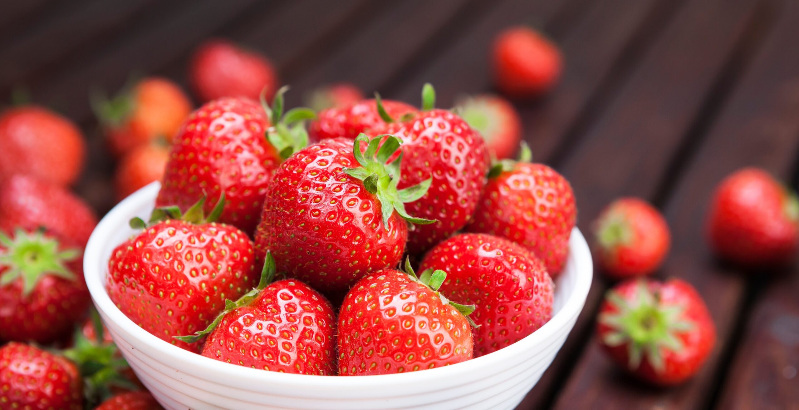 Bobby Berk_Food_Hacks_Strawberries